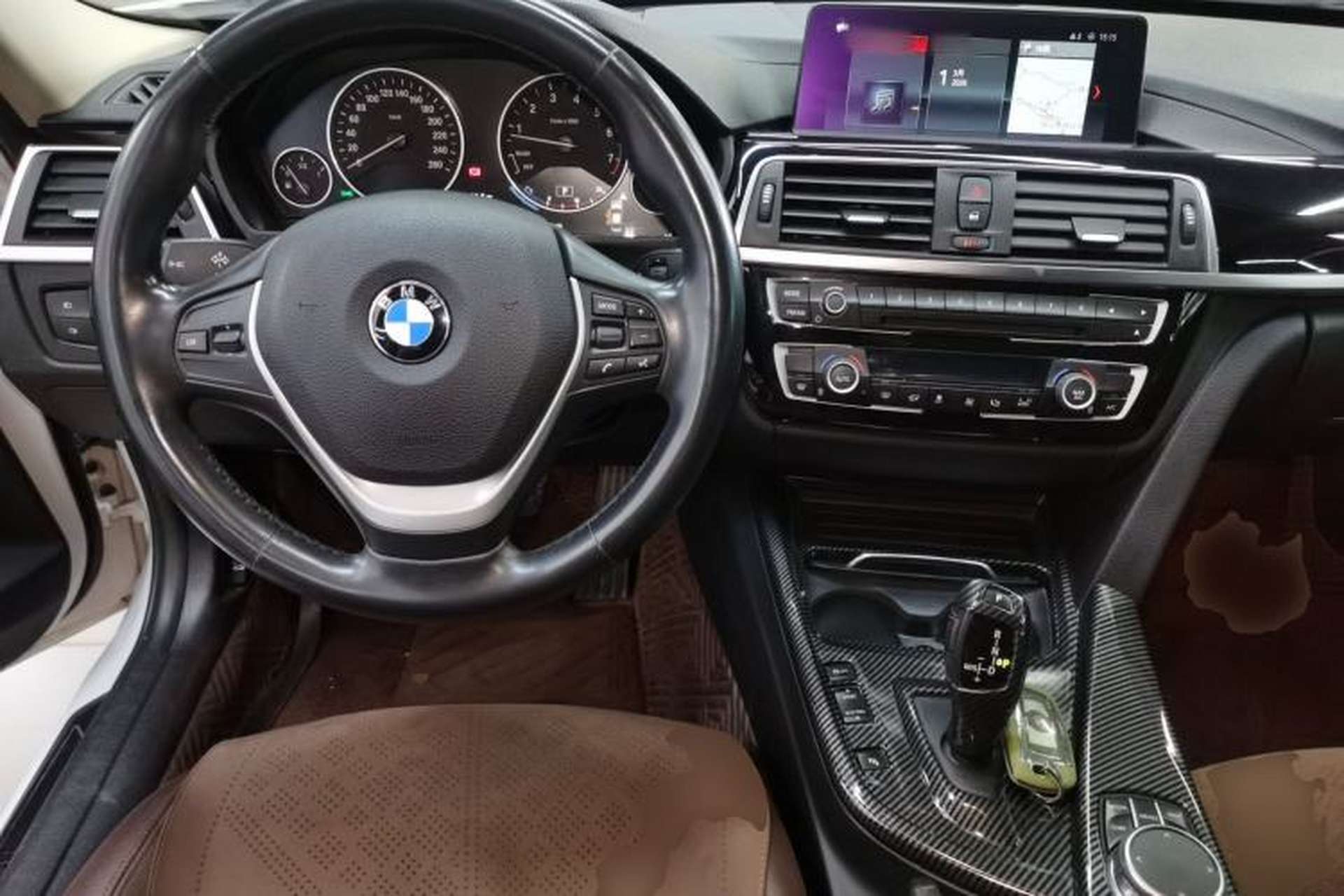Used BMW 3 Series 2019 320Li Fashion Model Center Console