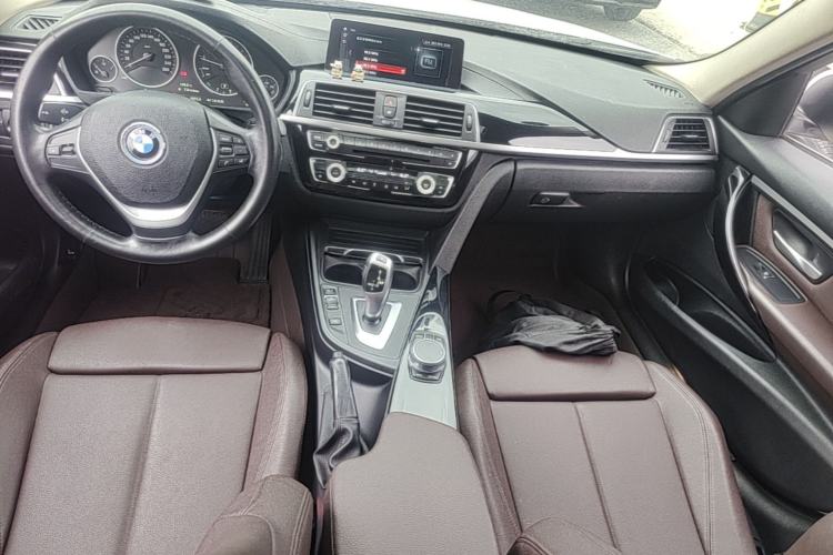 Used BMW 3 Series 2019 320Li Fashion Model Center Console