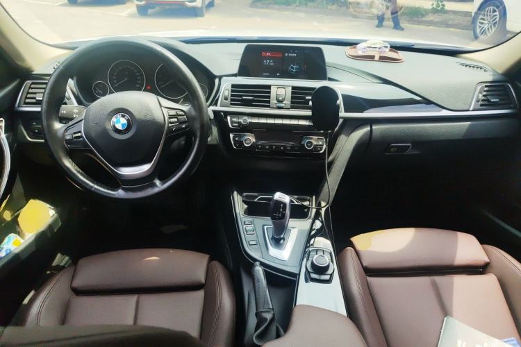 Used BMW 3 Series 2019 320Li Fashion Model Center Console
