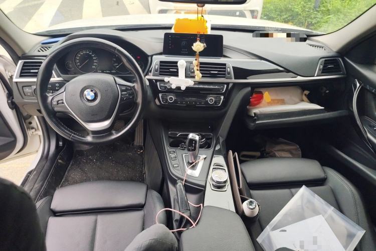 Used BMW 3 Series 2019 320Li Fashion Model Center Console