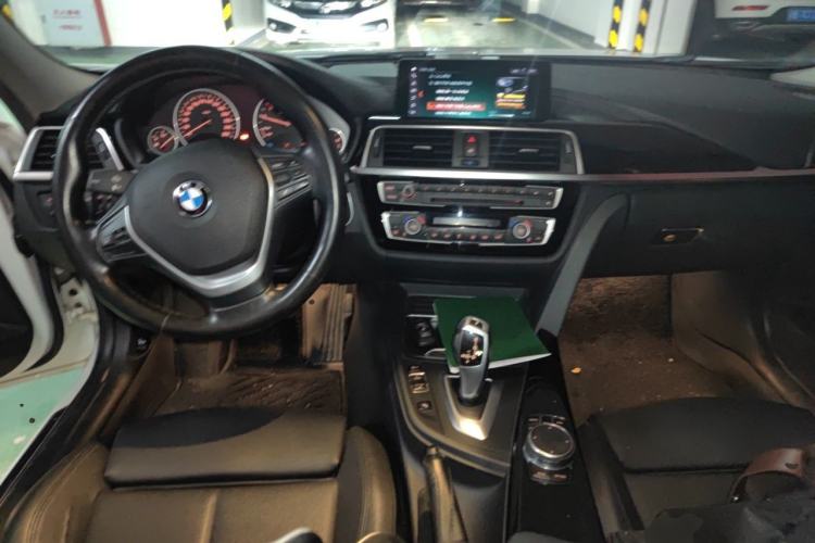 Used BMW 3 Series 2019 320Li Fashion Model Center Console