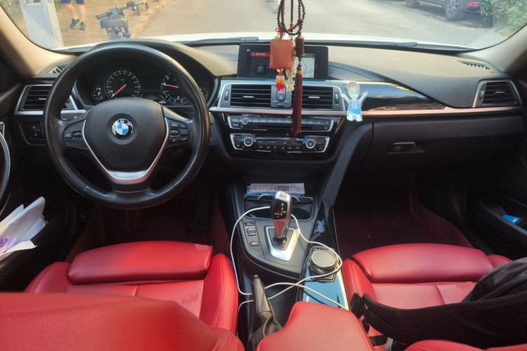 Used BMW 3 Series 2019 320Li Fashion Model Center Console