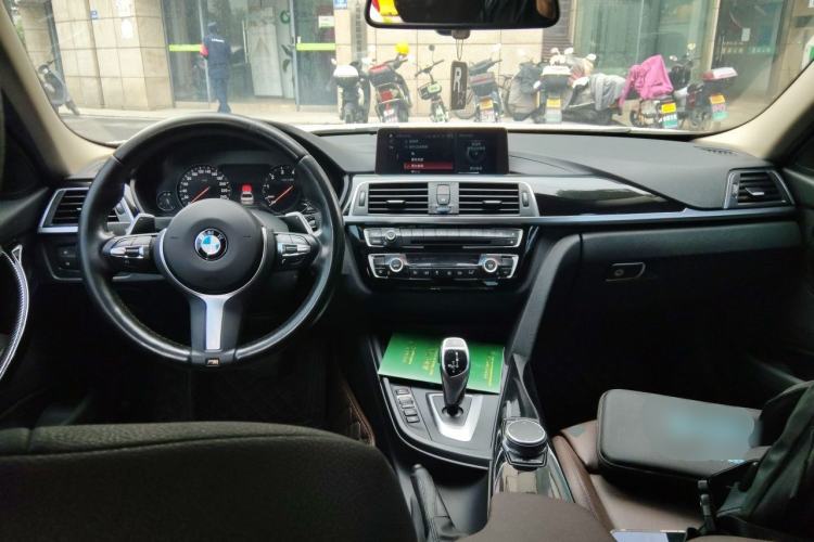 Used BMW 3 Series 2019 320Li M Luxury Package Center Console