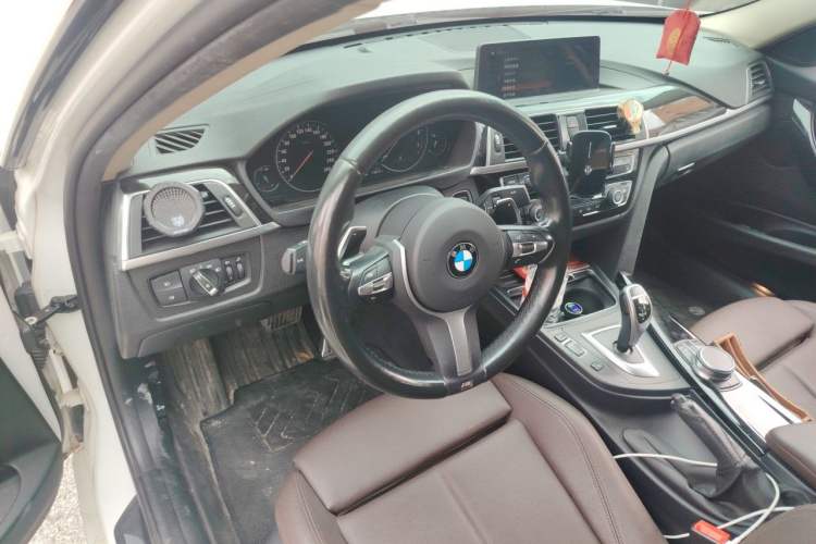 Used BMW 3 Series 2019 320Li M Luxury Package Center Console