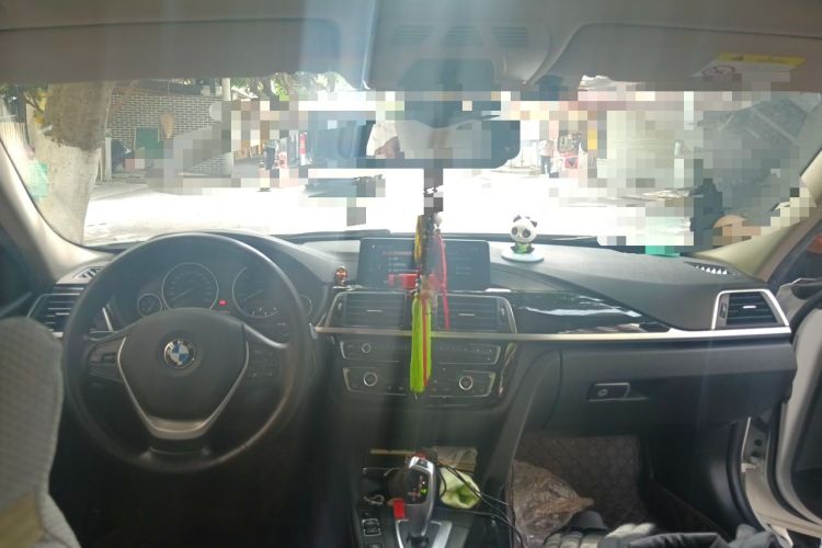 Used BMW 3 Series 2019 320Li Fashion Model Center Console