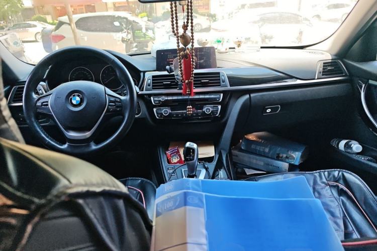 Used BMW 3 Series 2019 320Li Fashion Model Center Console