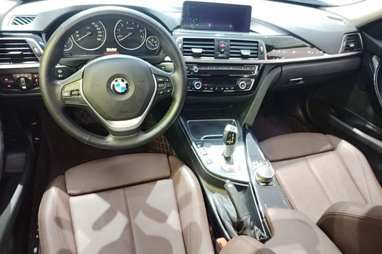 Used BMW 3 Series 2019 320Li Fashion Model Center Console
