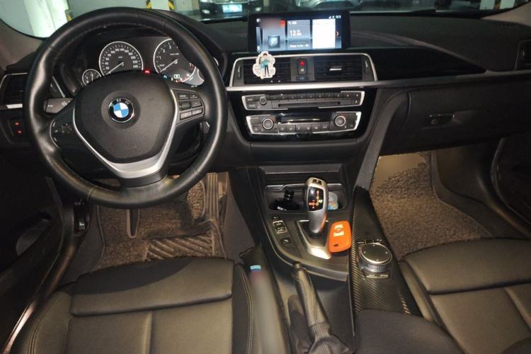 Used BMW 3 Series 2019 320Li Fashion Model Center Console