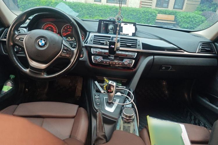 Used BMW 3 Series 2019 320Li Fashion Model Center Console