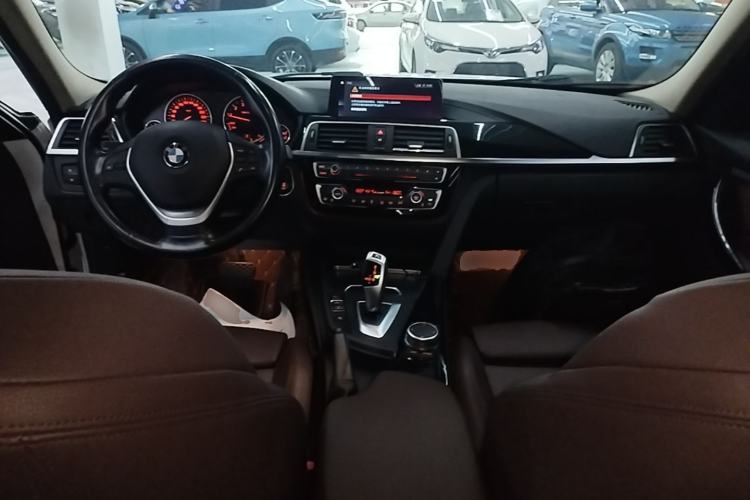 Used BMW 3 Series 2019 320Li Fashion Model Center Console