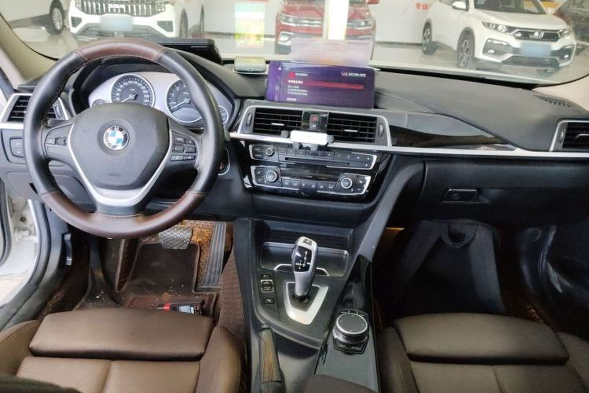 Used BMW 3 Series 2019 320Li Fashion Model Center Console