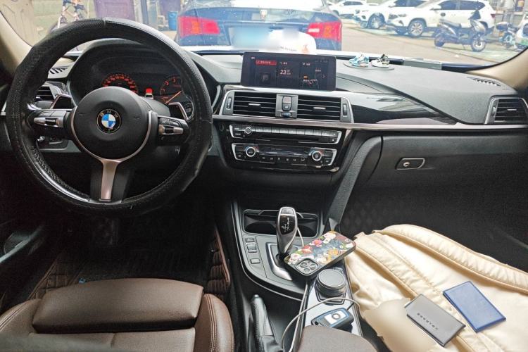 Used BMW 3 Series 2019 320Li M Luxury Package Center Console