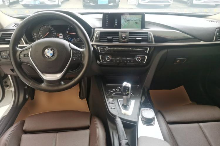 Used BMW 3 Series 2019 320Li Fashion Model Center Console