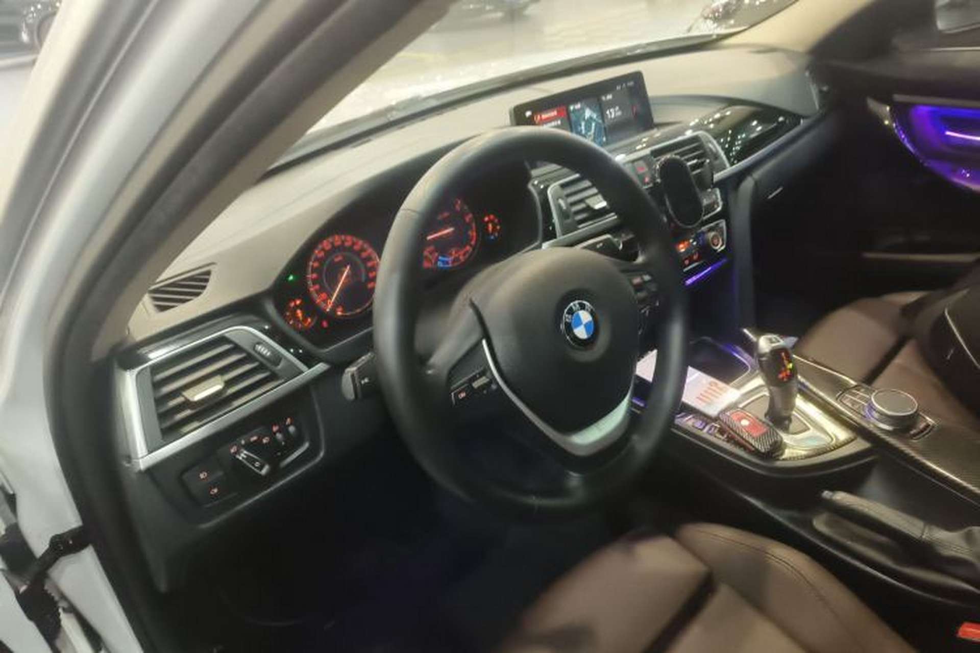 Used BMW 3 Series 2019 320Li Fashion Model Center Console