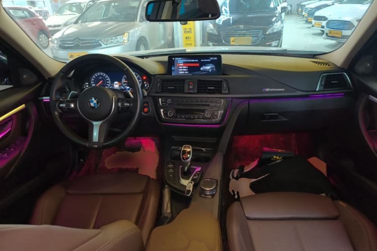 Used BMW 3 Series 2019 320Li M Sport Night Edition Center Console