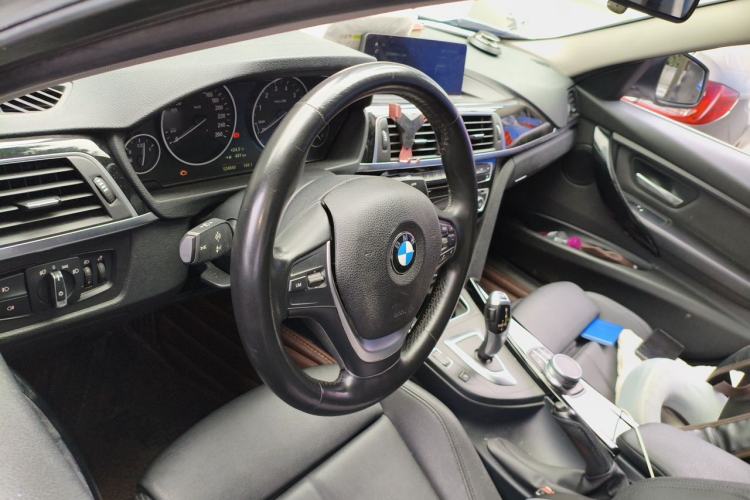 Used BMW 3 Series 2019 320Li Fashion Model Center Console