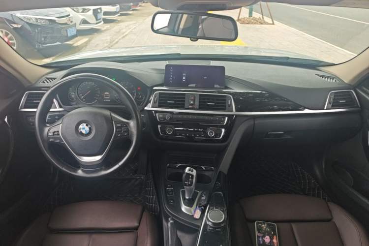 Used BMW 3 Series 2019 320Li Fashion Model Center Console