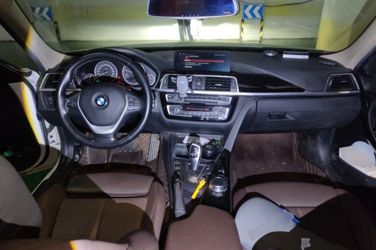 Used BMW 3 Series 2019 320Li Fashion Model Center Console