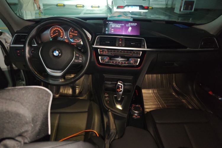 Used BMW 3 Series 2019 320Li Fashion Model Center Console