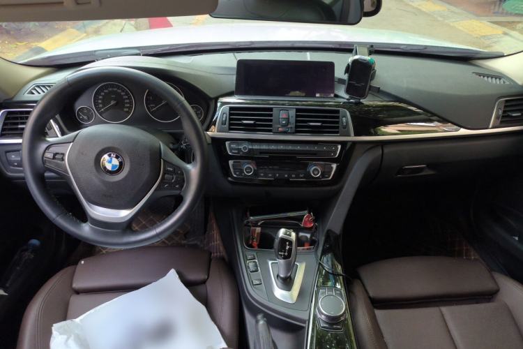 Used BMW 3 Series 2019 320Li Fashion Model Center Console