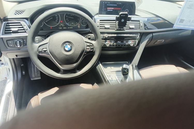 Used BMW 3 Series 2019 320Li Fashion Model Center Console