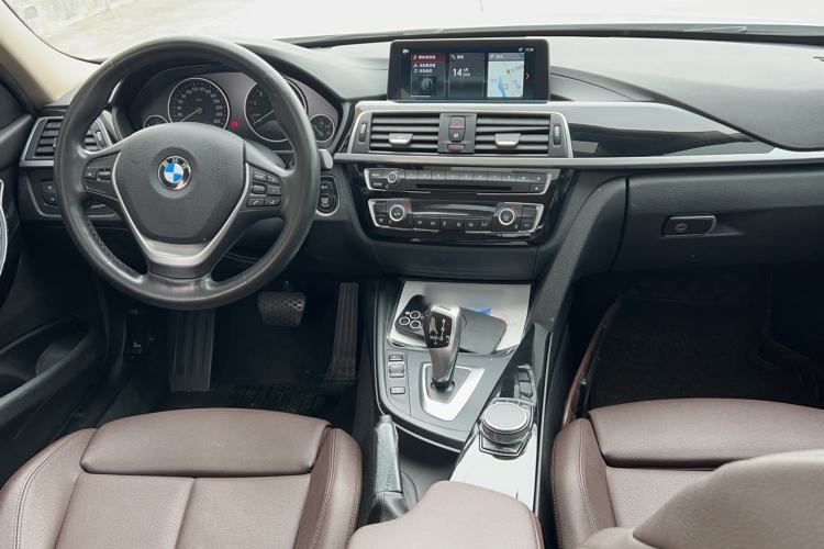 Used BMW 3 Series 2019 320Li Fashion Model Center Console