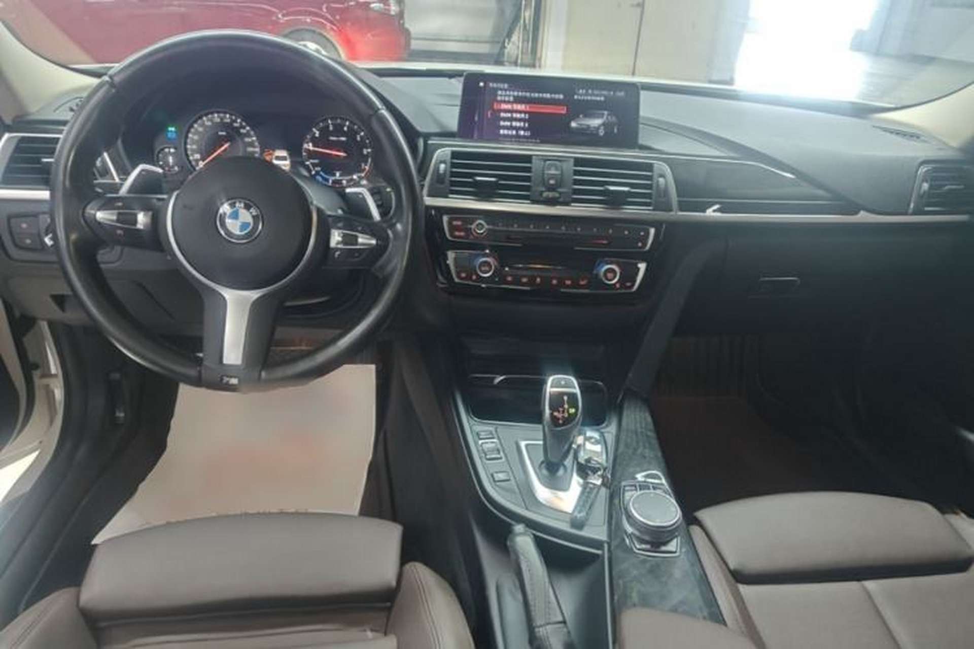 Used BMW 3 Series 2019 320Li M Sport Night Edition Center Console
