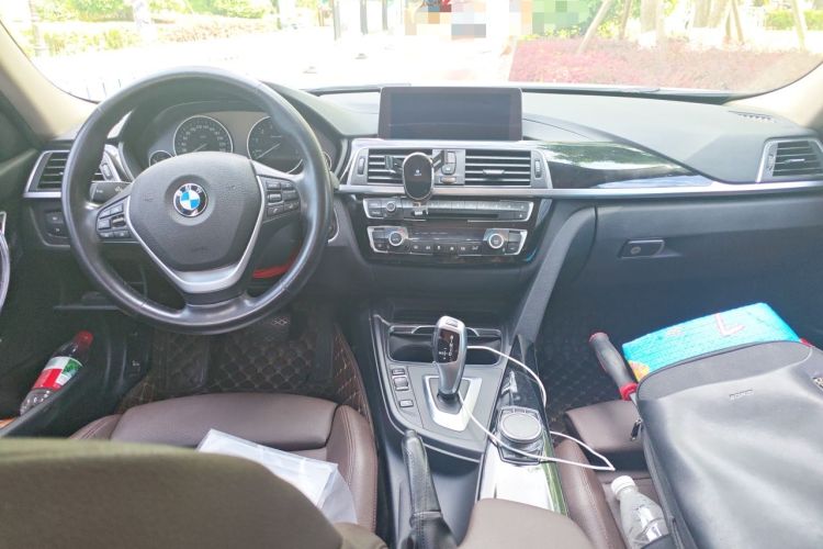 Used BMW 3 Series 2019 320Li Fashion Model Center Console