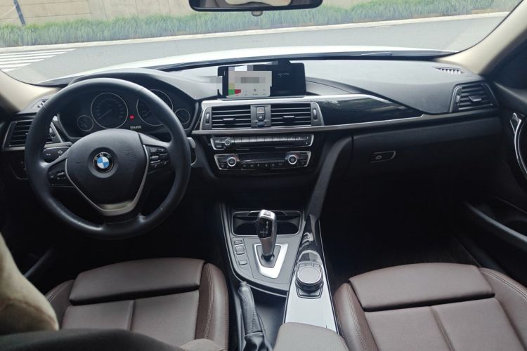 Used BMW 3 Series 2019 320Li Fashion Model Center Console