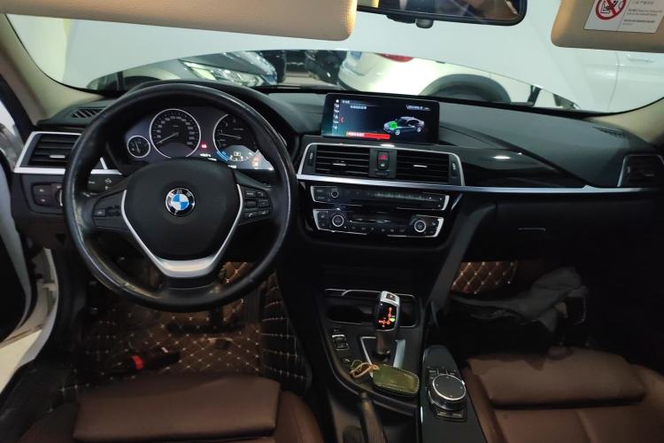 Used BMW 3 Series 2019 320Li Fashion Model Center Console