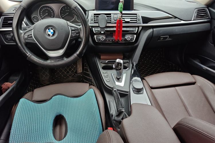 Used BMW 3 Series 2019 320Li Fashion Model Center Console