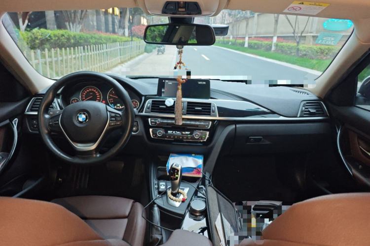 Used BMW 3 Series 2019 320Li Fashion Model Center Console