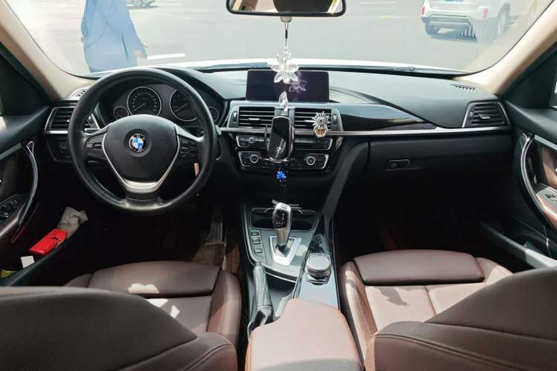 Used BMW 3 Series 2019 320Li Fashion Model Center Console