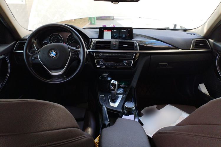 Used BMW 3 Series 2019 320Li Fashion Model Center Console