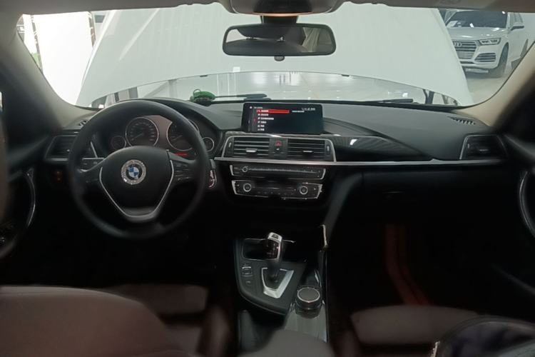Used BMW 3 Series 2019 320Li Fashion Model Center Console