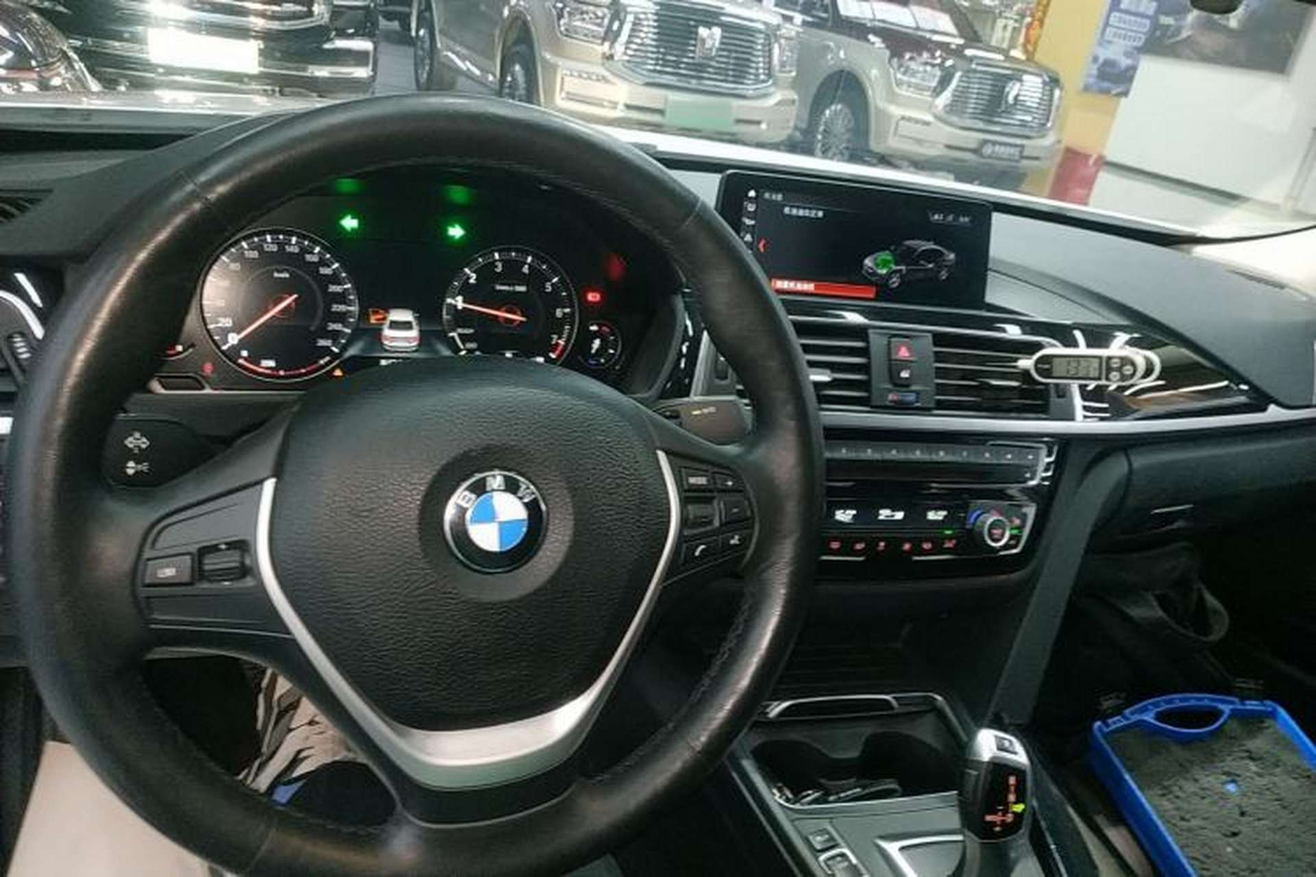 Used BMW 3 Series 2019 320Li xDrive Fashion Model Center Console