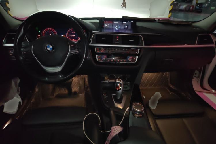 Used BMW 3 Series 2019 320Li Fashion Model Center Console