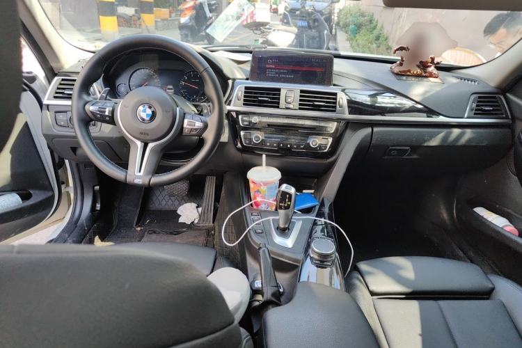 Used BMW 3 Series 2019 320Li Fashion Model Center Console