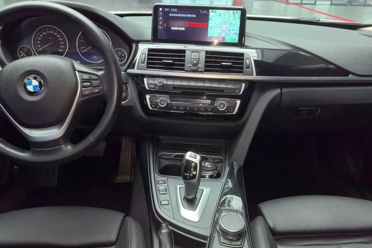 Used BMW 3 Series 2019 320Li Fashion Model Center Console