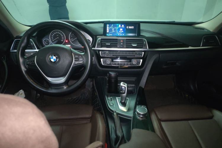 Used BMW 3 Series 2019 320Li Fashion Model Center Console