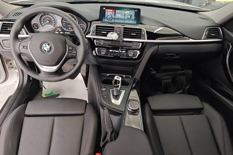 Used BMW 3 Series 2019 320Li Fashion Model Center Console