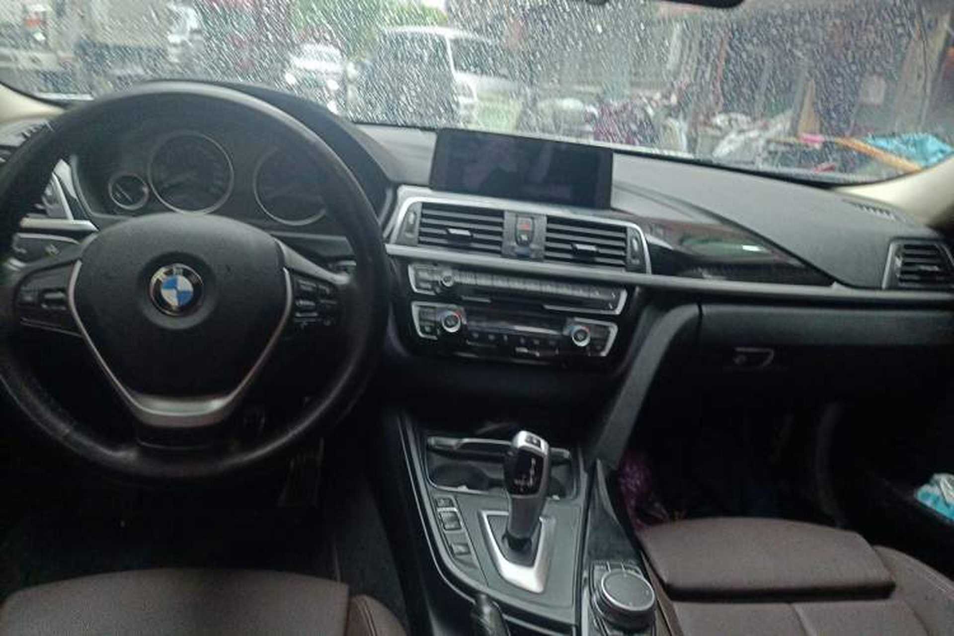 Used BMW 3 Series 2019 320Li Fashion Model Center Console