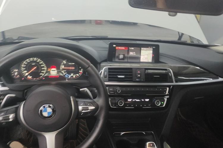 Used BMW 3 Series 2019 320Li M Sport Night Edition Center Console