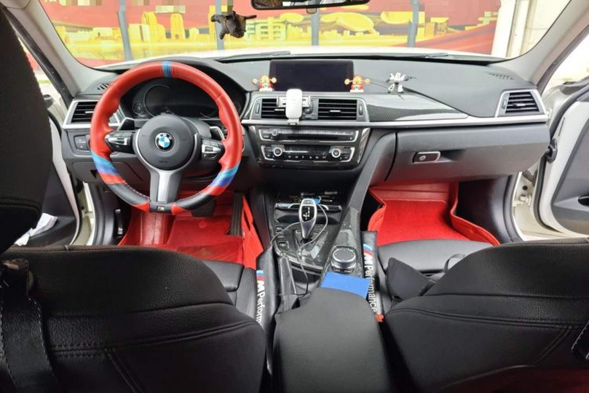 Used BMW 3 Series 2019 320Li M Sport Package Center Console