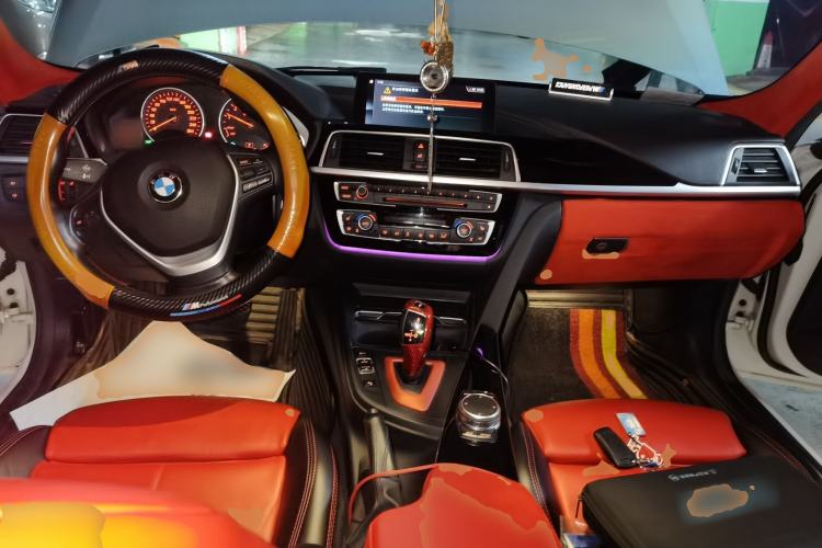 Used BMW 3 Series 2019 320Li xDrive Fashion Model Center Console