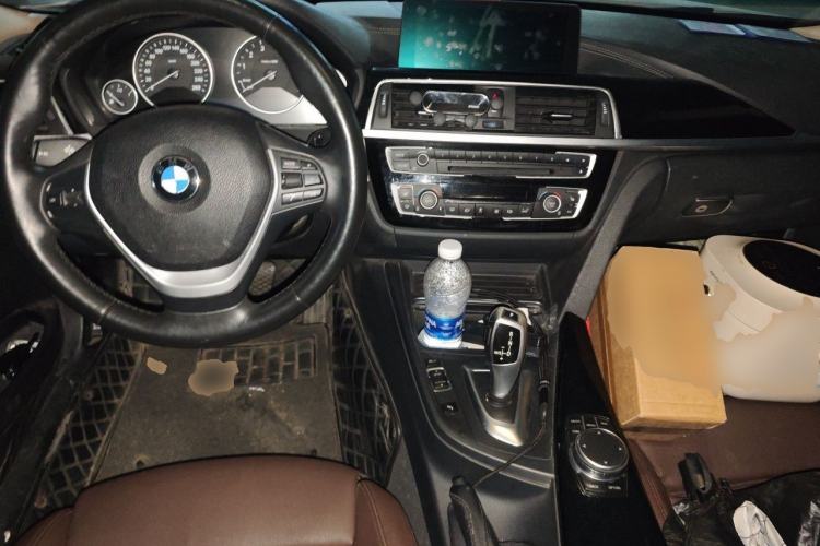 Used BMW 3 Series 2019 320Li Fashion Model Center Console