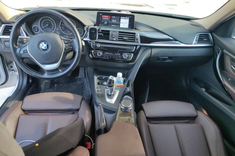 Used BMW 3 Series 2019 320Li Fashion Model Center Console