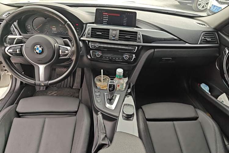 Used BMW 3 Series 2019 320Li M Luxury Package Center Console