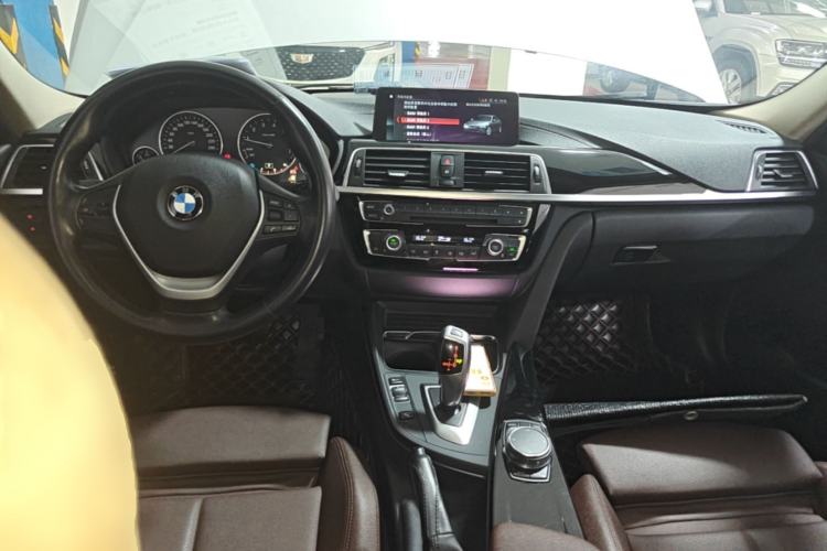 Used BMW 3 Series 2019 320Li Fashion Model Center Console