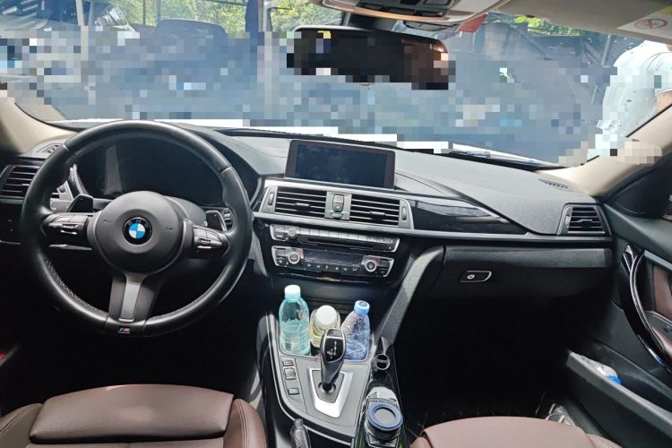 Used BMW 3 Series 2019 320Li M Sport Package Center Console